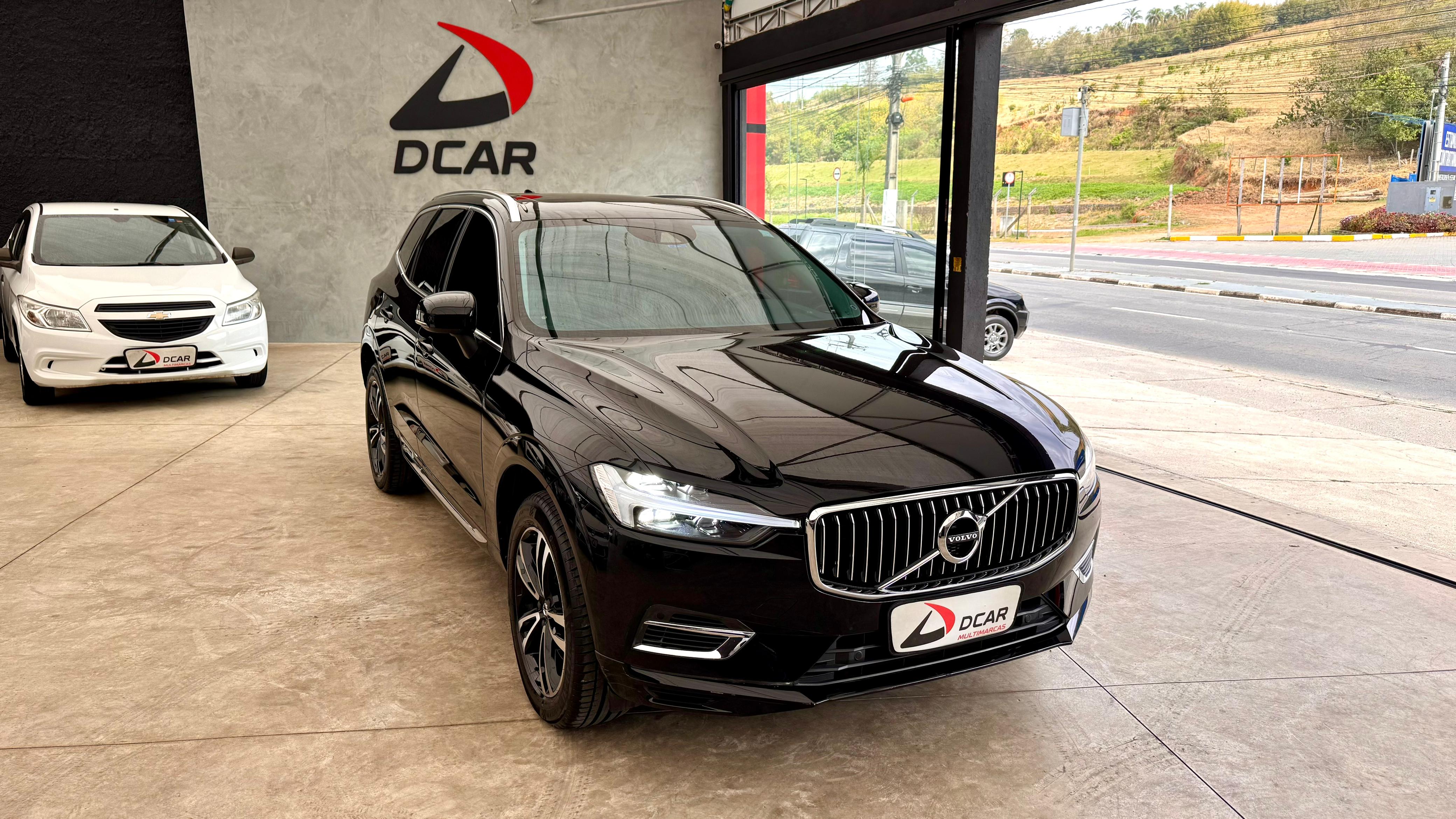 XC 60 T-8 MOMENTUM 2.0 (HÍBRIDO)
